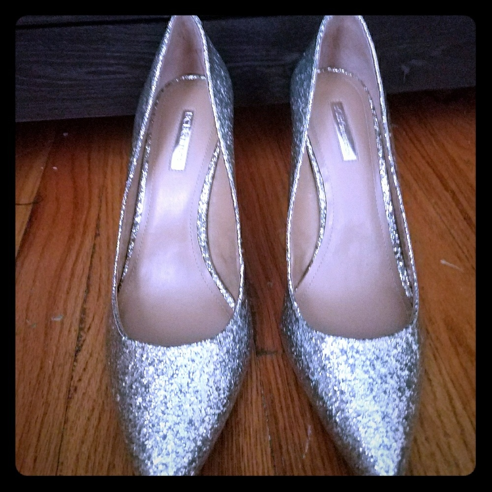 BCBG Silver Glitter pump size 12